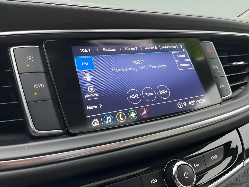 2023 Buick Enclave Essence