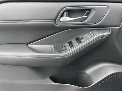 2024 Nissan Rogue SL Certified *$500 CPO Rebate*