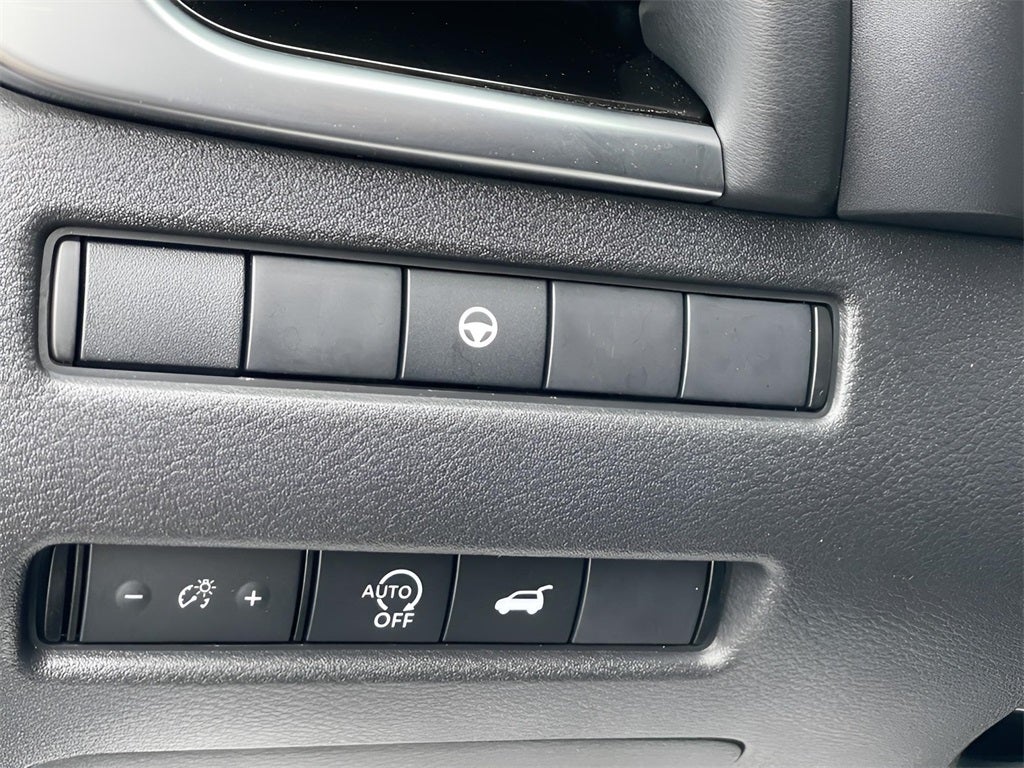 2024 Nissan Rogue SL Certified *$500 CPO Rebate*