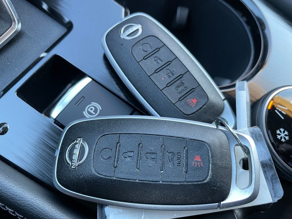 2023 Nissan Rogue SL Certified - *$500 CPO Rebate*