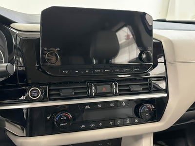 2024 Nissan Pathfinder SL CarBravo Certified