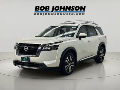 2024 Nissan Pathfinder Platinum CARBRAVO CERTIFIED