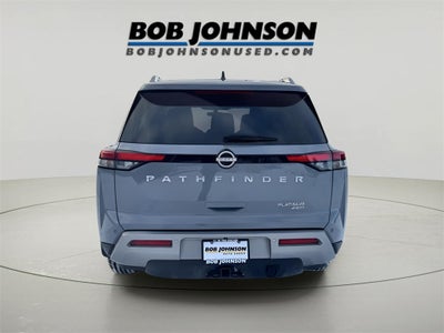 2023 Nissan Pathfinder Platinum