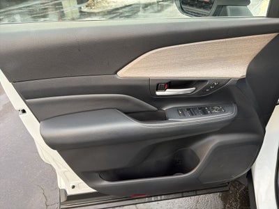 2024 Toyota Grand Highlander Limited CARBRAVO CERTIFIED!
