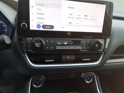 2024 Toyota Grand Highlander Hybrid XLE Leather Heated Seats Power Lif