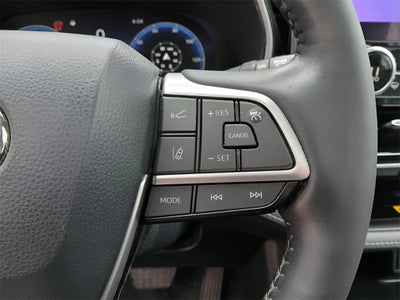 2023 Toyota Highlander Hybrid Platinum