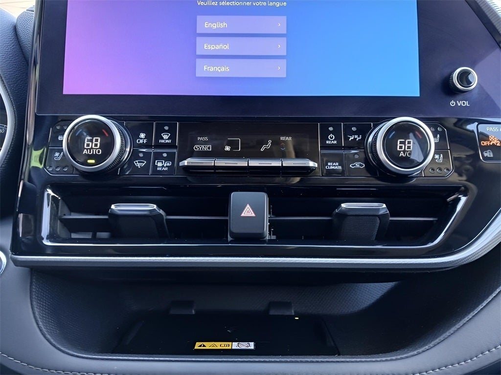 2023 Toyota Highlander Platinum