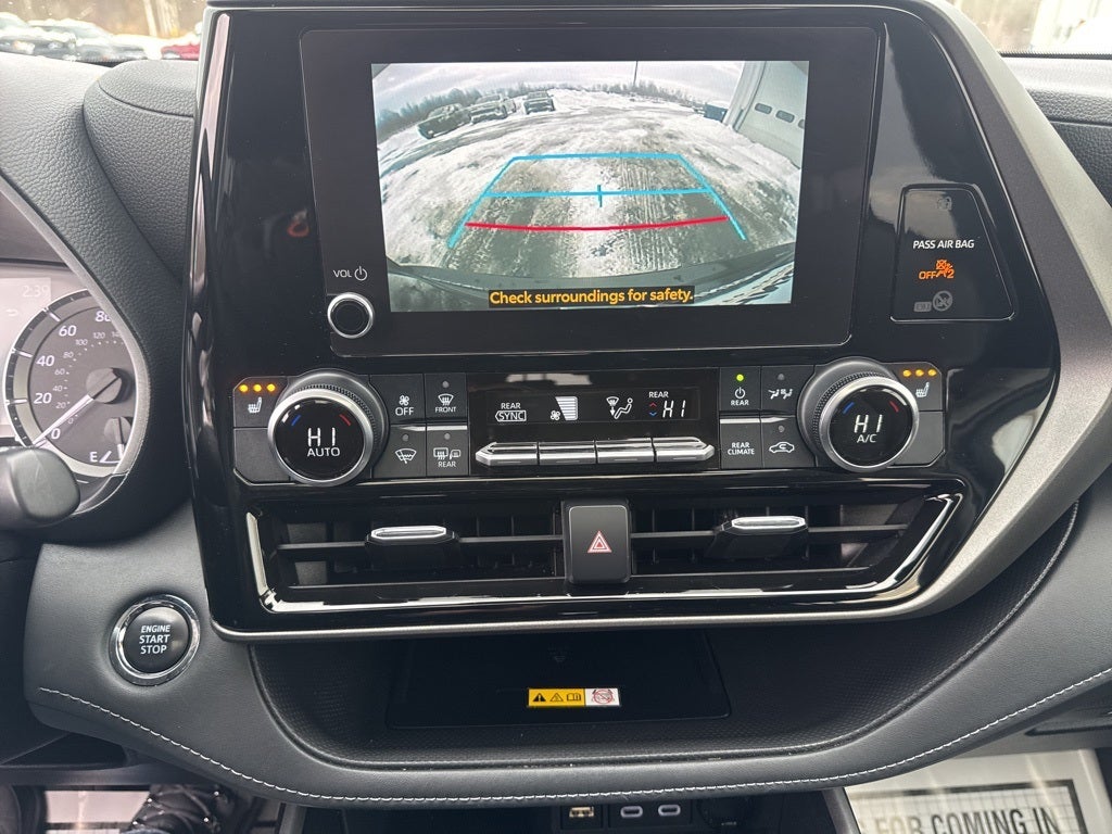 2023 Toyota Highlander L