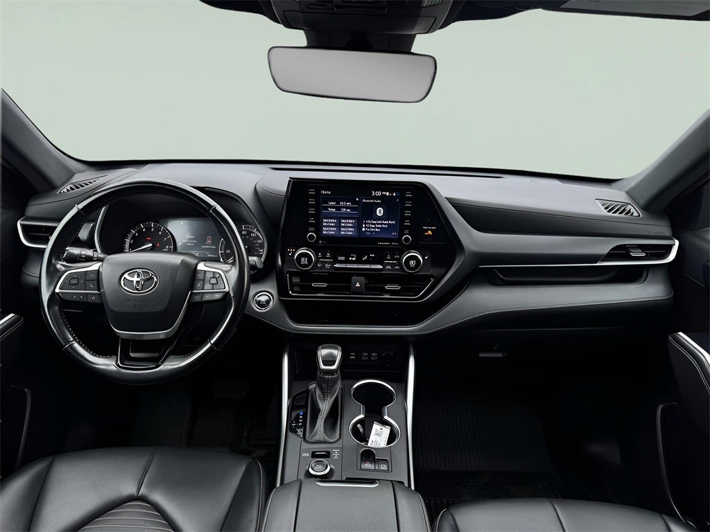 2022 Toyota Highlander XSE