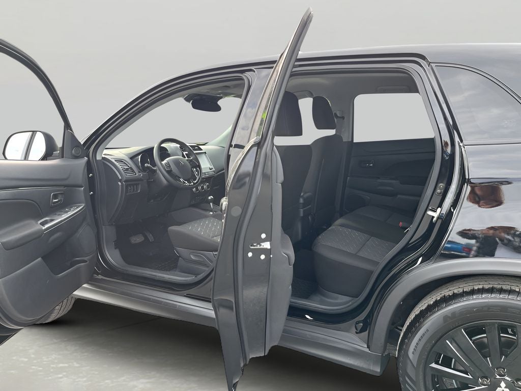 2025 Mitsubishi Outlander Sport 2.0 LE