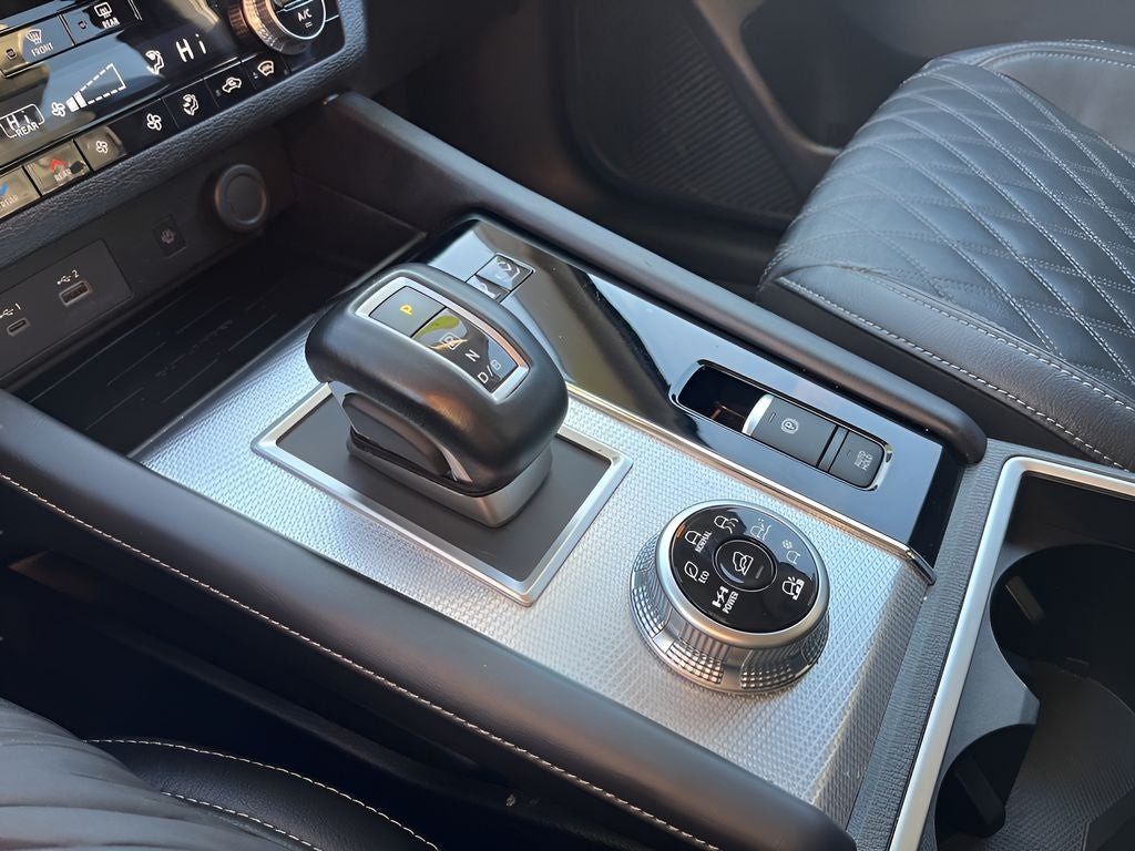 2023 Mitsubishi Outlander PHEV SEL