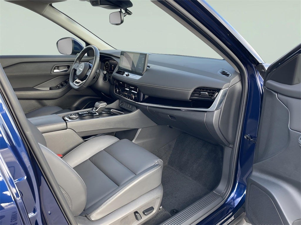 2024 Nissan Rogue SL Certified *$500 CPO Rebate*