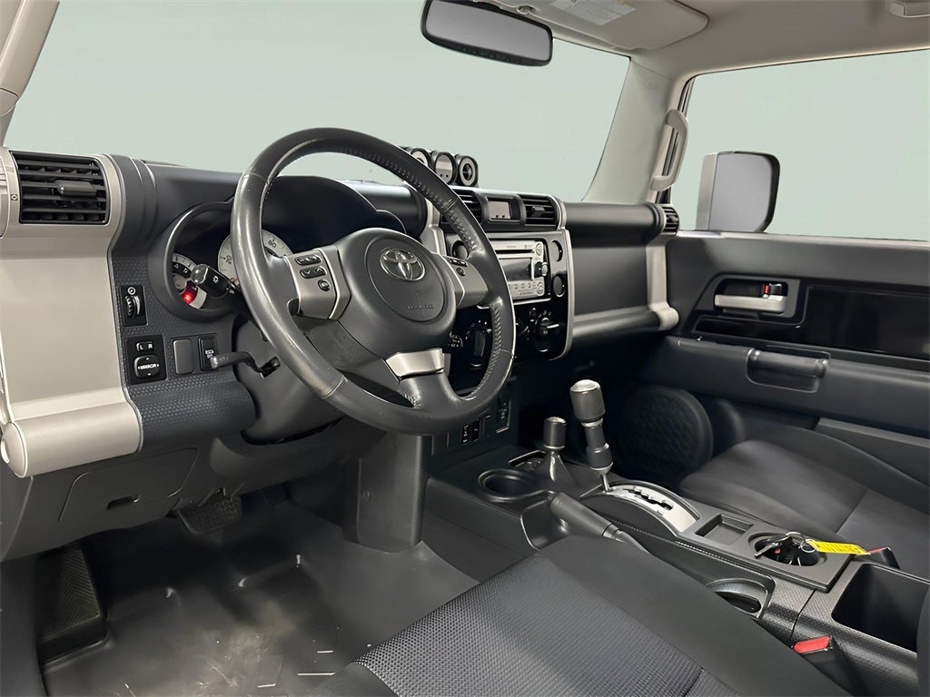 2013 Toyota FJ Cruiser Base 1 Owner / CarBravo Certified