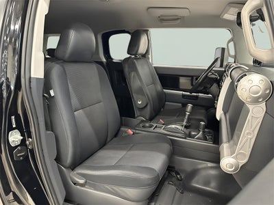 2013 Toyota FJ Cruiser Base 1 Owner / CarBravo Certified