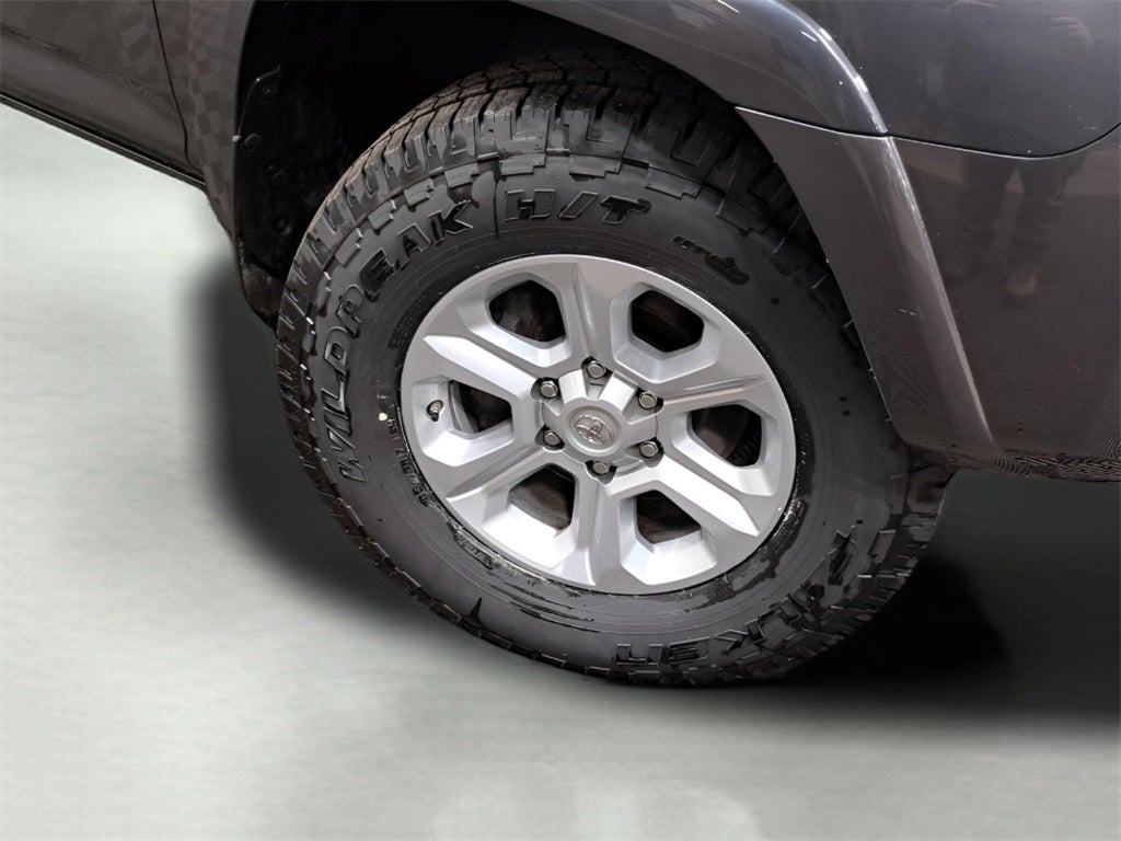 2020 Toyota 4Runner SR5 Premium Heated Seats Sunroof