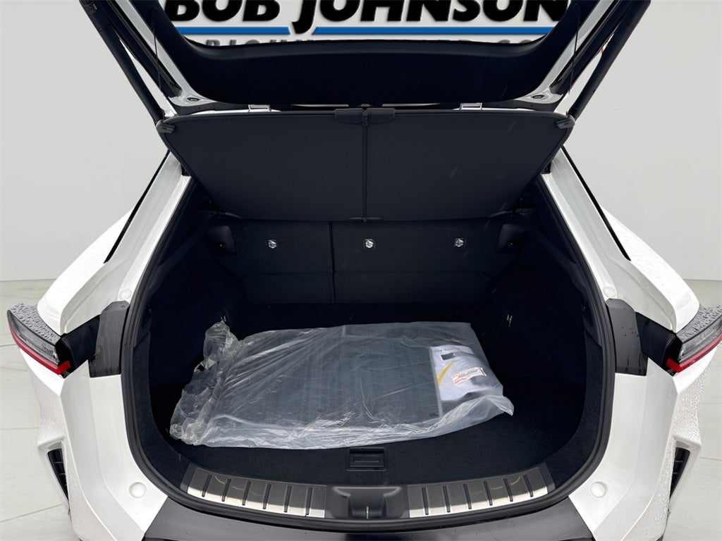 2023 Lexus RZ 450e Luxury