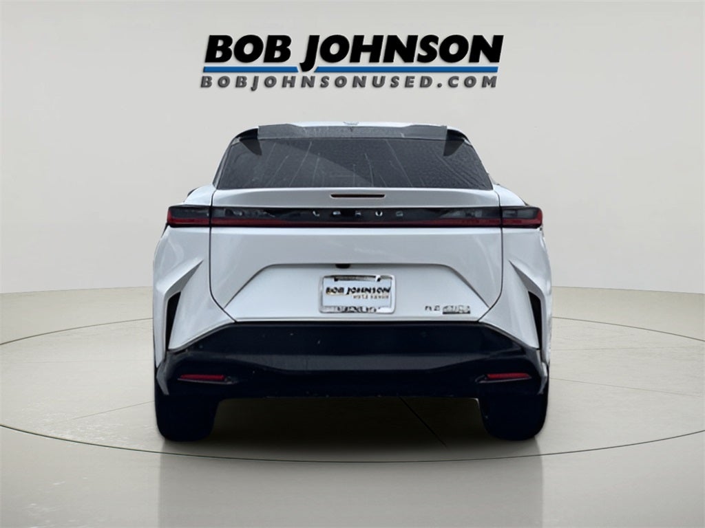 2023 Lexus RZ 450e Luxury