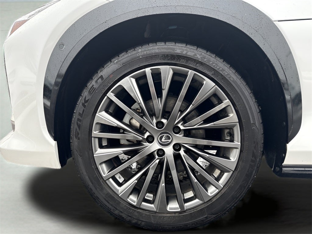 2023 Lexus RZ 450e Luxury