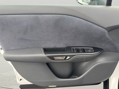 2023 Lexus RZ 450e Luxury