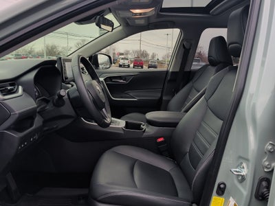 2022 Toyota RAV4 Hybrid XLE Premium