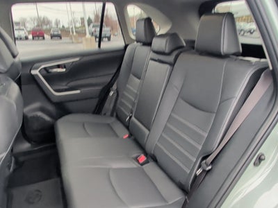 2022 Toyota RAV4 Hybrid XLE Premium