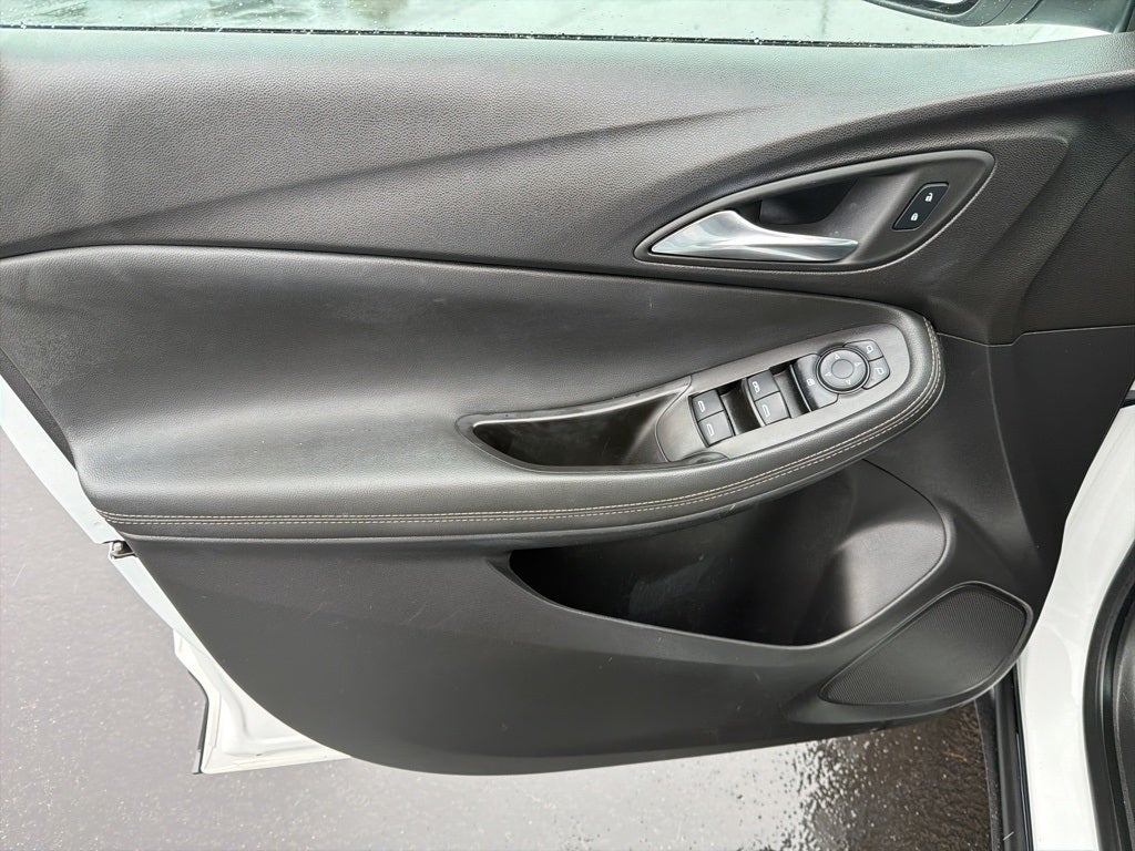 2024 Buick Encore GX Preferred CARBRAVO!