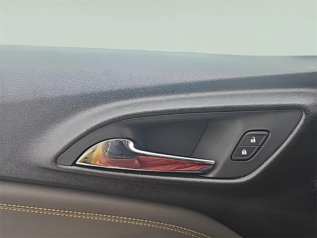 2024 Chevrolet Trax ACTIV Fully Loaded w/Sunroof!! Fresh Trade! CarBravo Cer