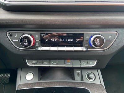 2025 Audi Q5 40 Premium Convenience Plus Package Panoramic Sunr quattro