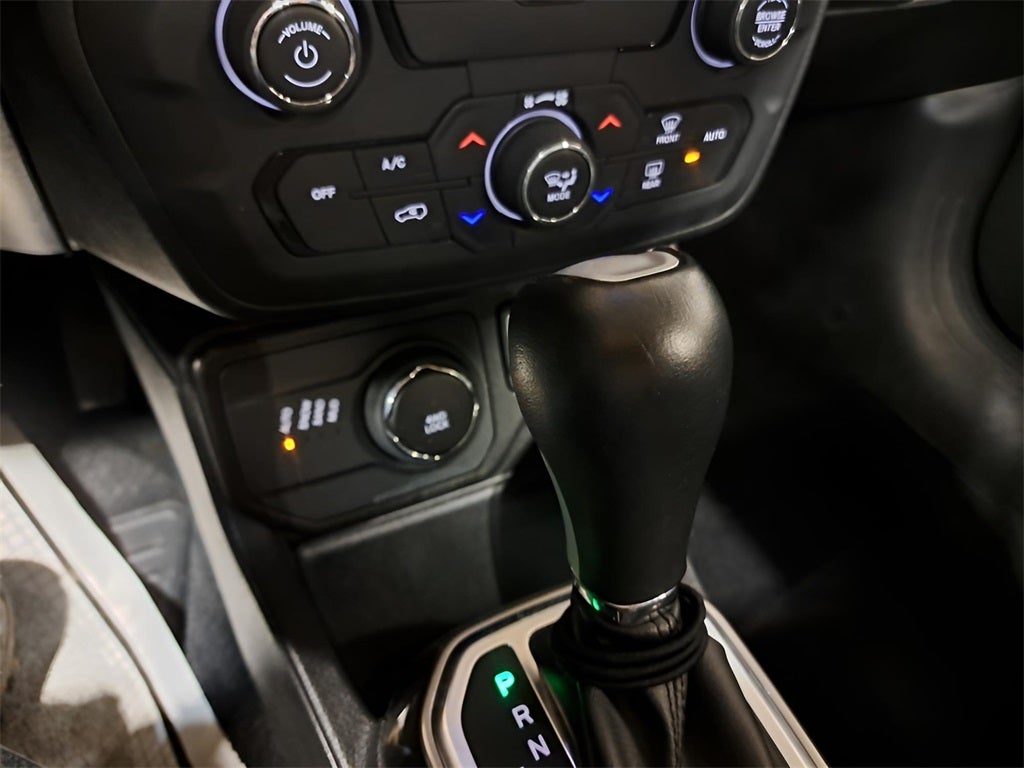 2020 Jeep Renegade Limited Heated Steering Wheel Panoramic Sunroof