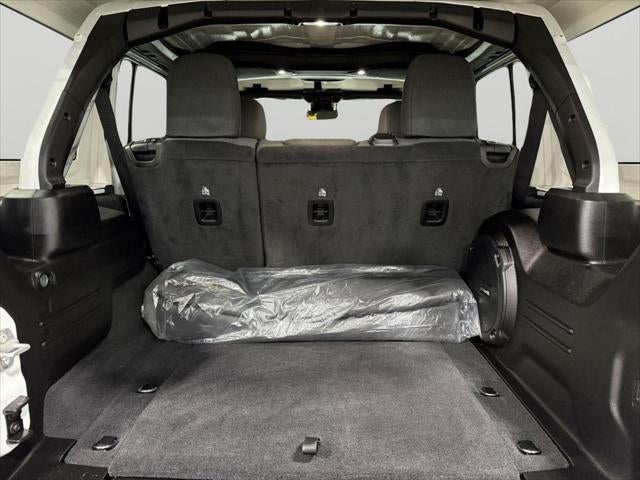 2024 Jeep Wrangler 4-Door Sahara