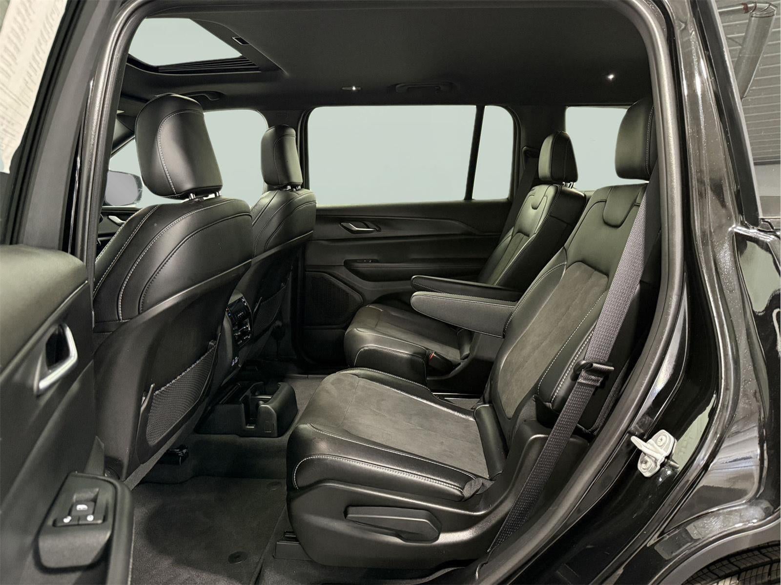 2024 Jeep Grand Cherokee L Altitude X 4x4