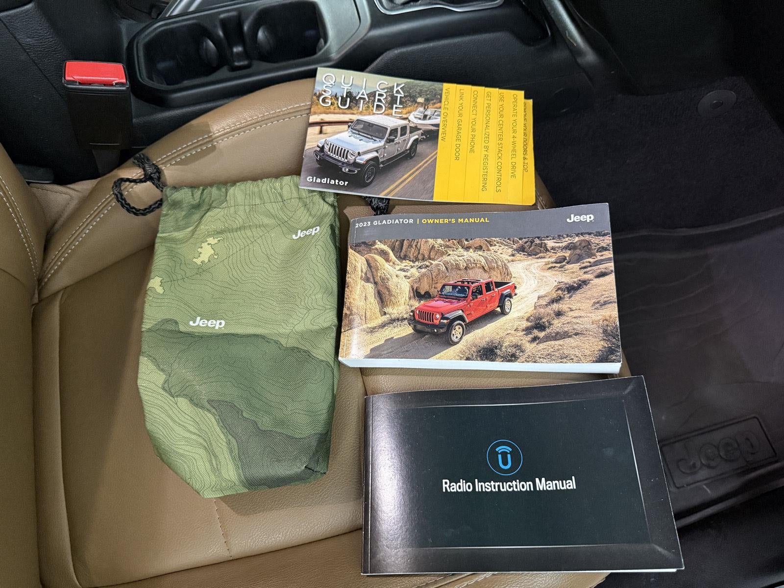 2023 Jeep Gladiator Overland 4x4