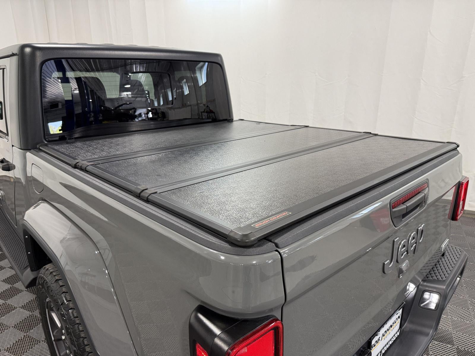 2023 Jeep Gladiator Overland 4x4