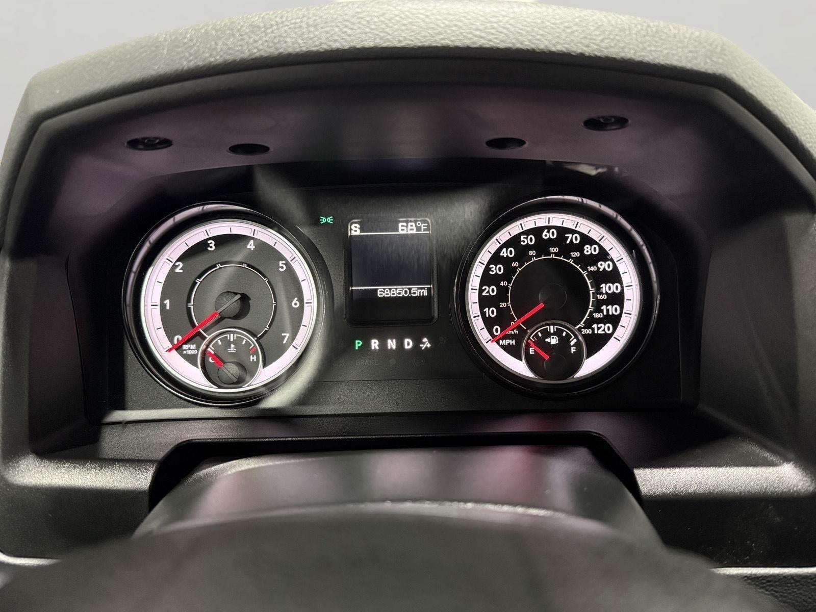 2018 RAM 1500 Express Quad Cab 4x4 6'4' Box