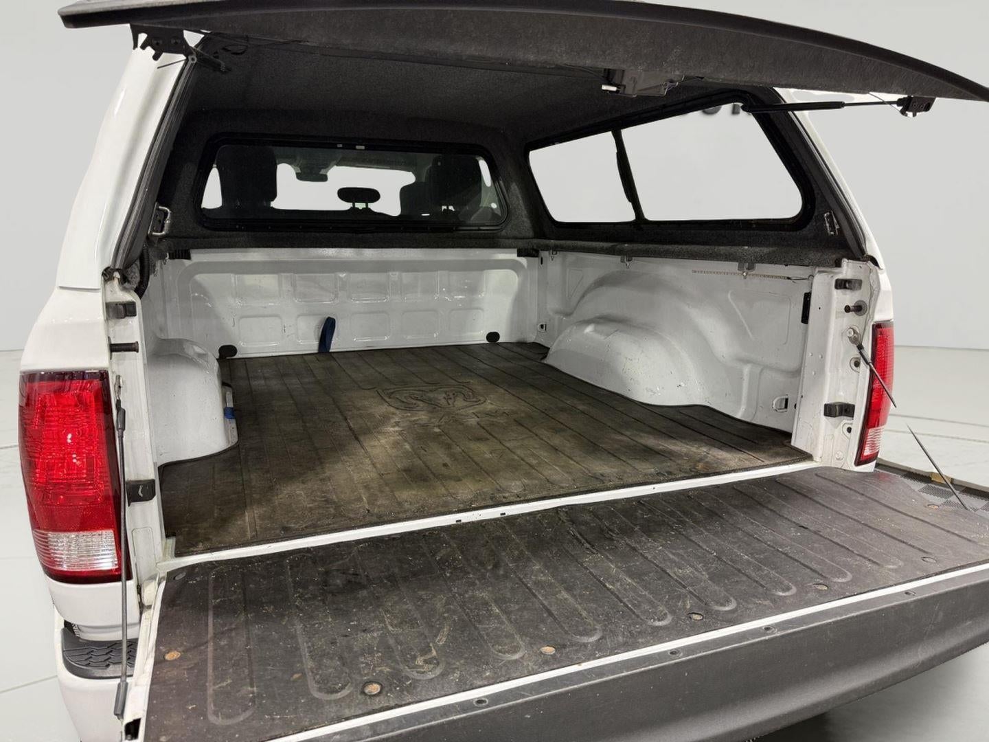 2018 RAM 1500 Express Quad Cab 4x4 6'4' Box