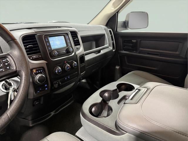 2018 RAM 1500 Express Quad Cab 4x4 6'4' Box