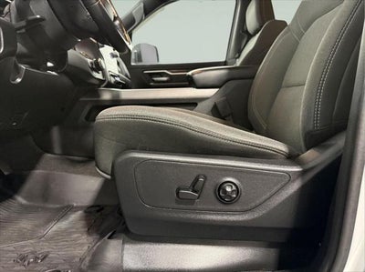 2021 RAM 1500 Big Horn Quad Cab 4x4 6'4' Box