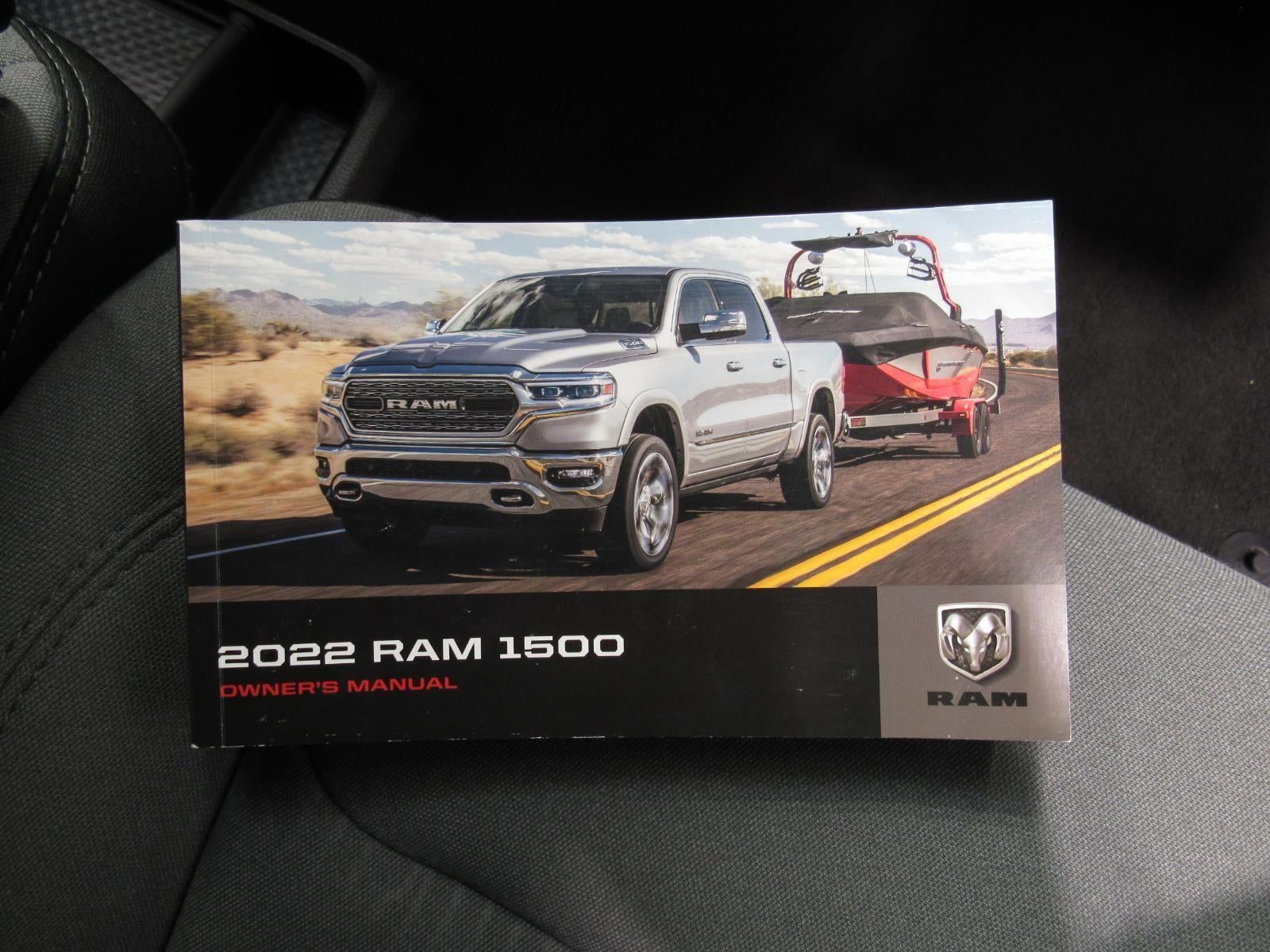 2022 RAM 1500 Big Horn Crew Cab 4x4 5'7' Box