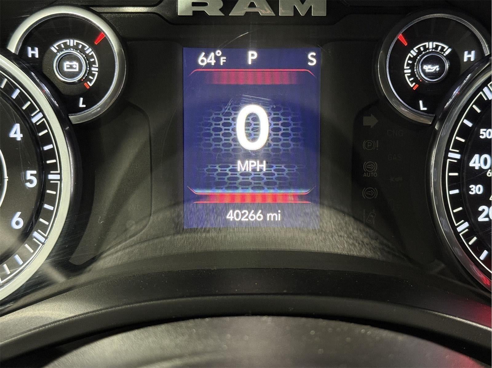 2023 RAM 1500 Big Horn Crew Cab 4x4 5'7' Box