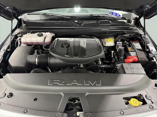 2025 RAM 1500 Big Horn Crew Cab 4x4 5'7' Box