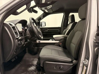 2022 RAM 1500 Big Horn Crew Cab 4x4 5'7' Box