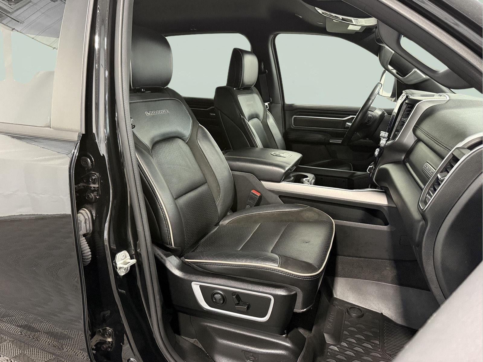 2023 RAM 1500 Laramie Crew Cab 4x4 5'7' Box