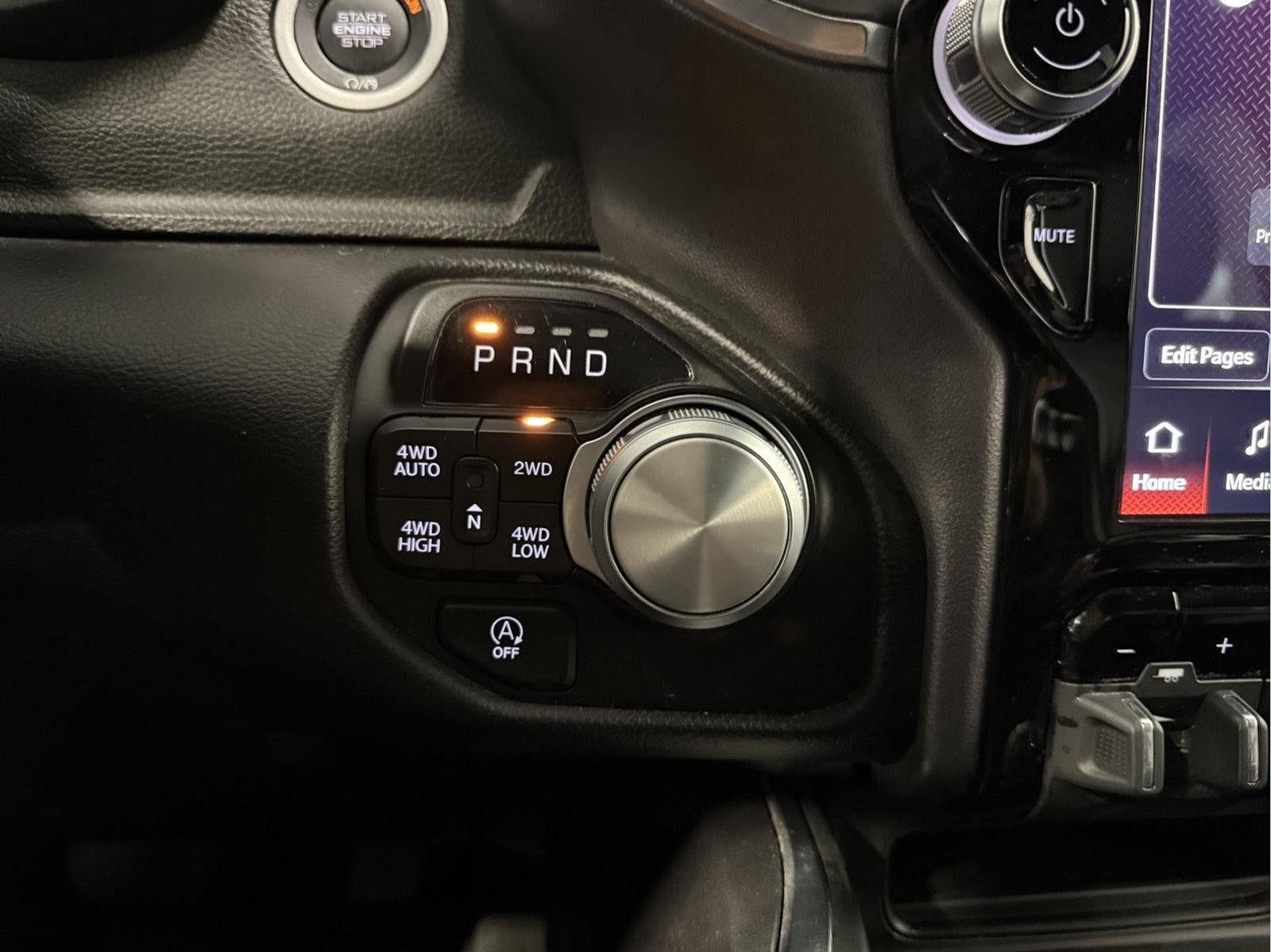 2023 RAM 1500 Laramie Crew Cab 4x4 5'7' Box
