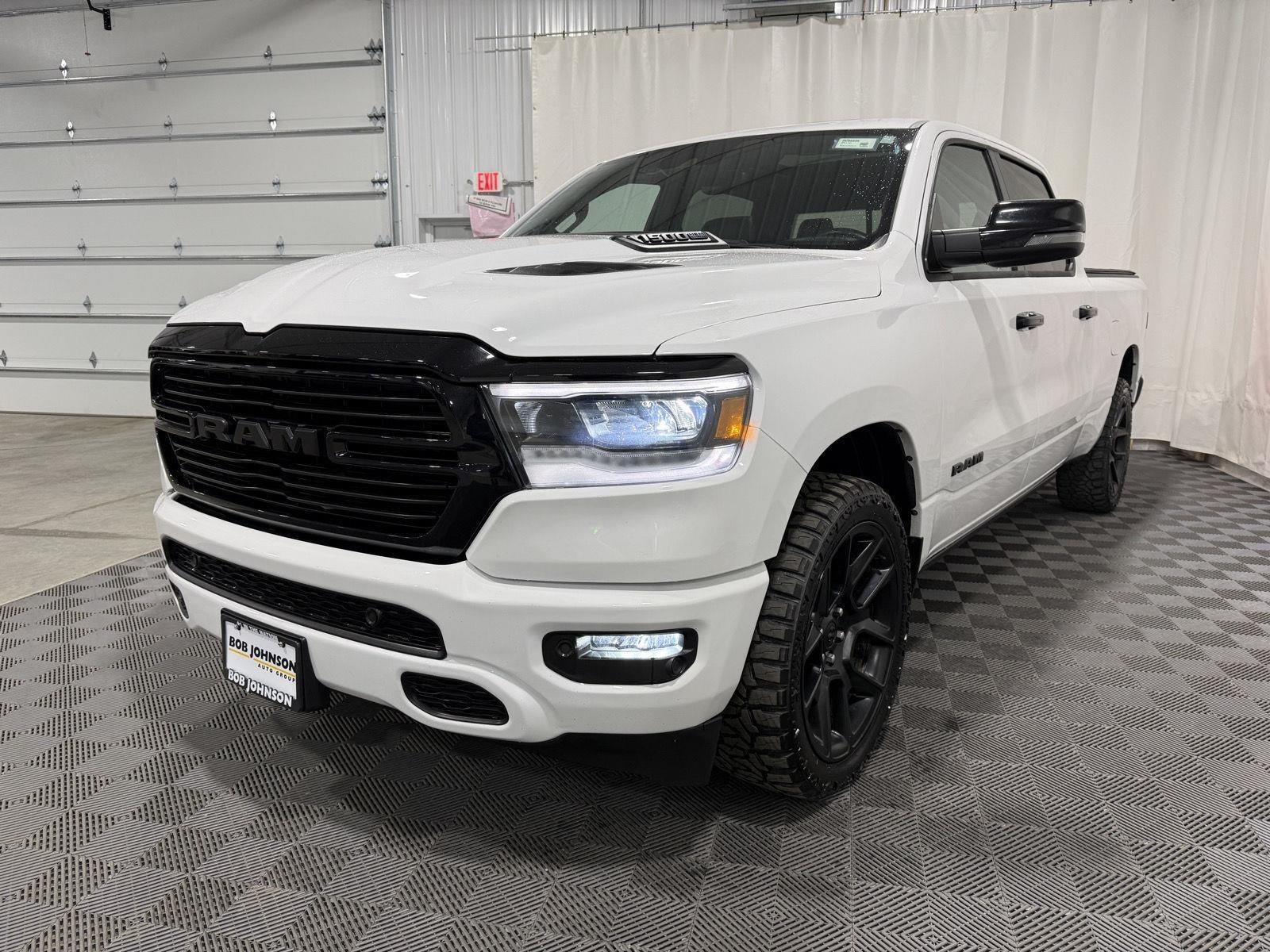 2023 RAM 1500 Laramie Crew Cab 4x4 6'4' Box