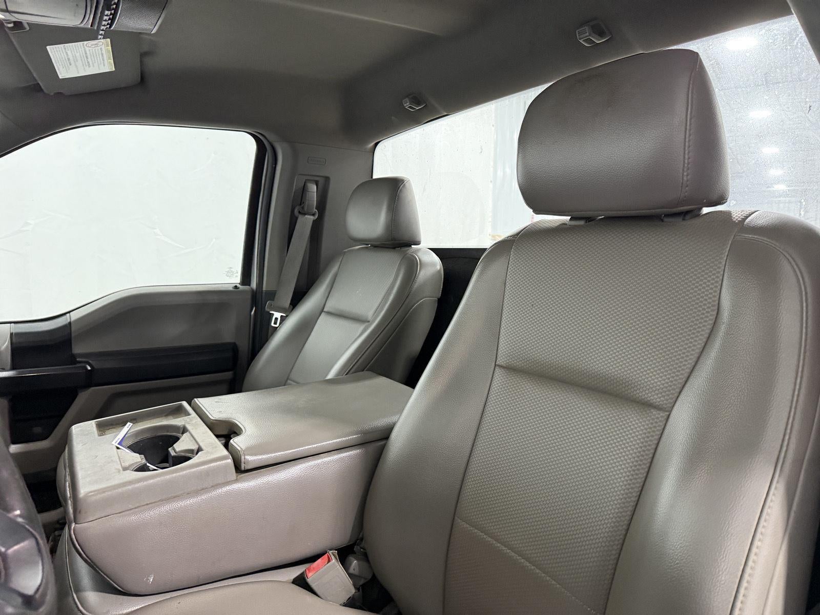 2018 Ford F-350 Chassis XL