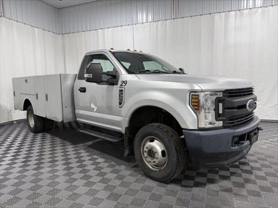 2018 Ford F-350 Chassis XL