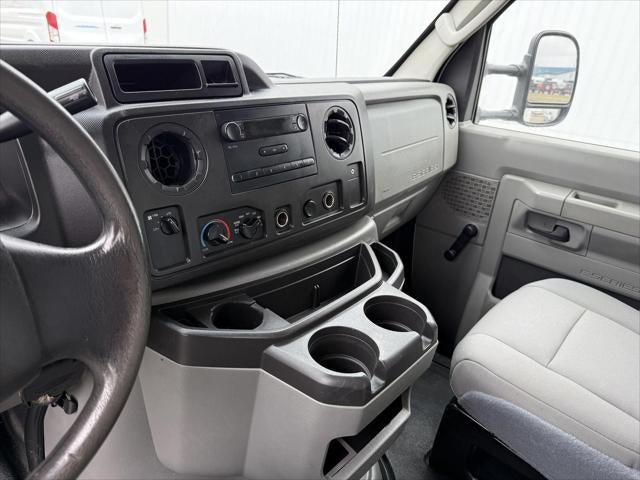 2019 Ford E-450 Cutaway E-450 DRW 158 WB
