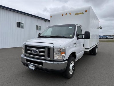 2019 Ford E-450 Cutaway E-450 DRW 158 WB