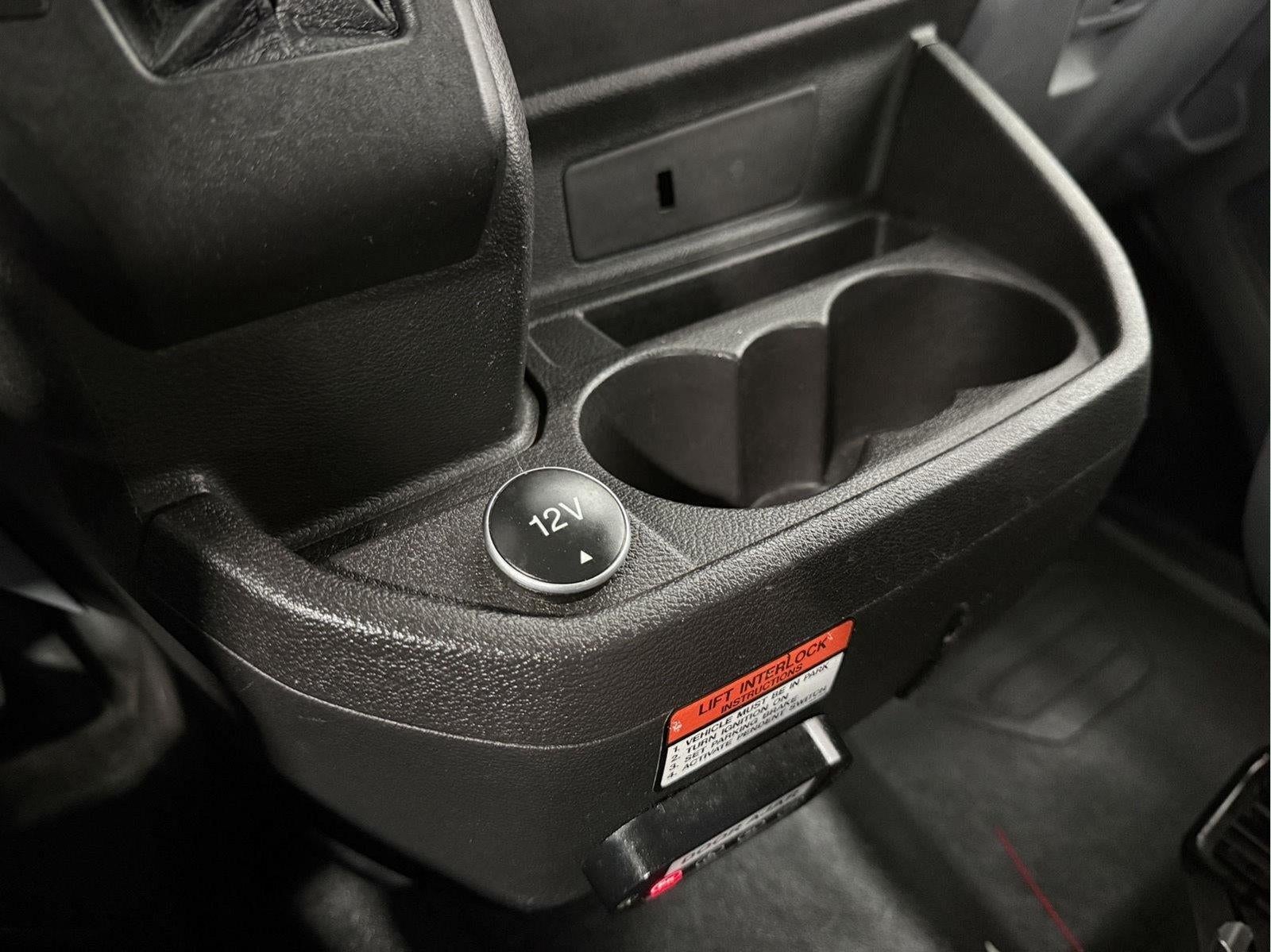2019 Ford Transit-150 XL