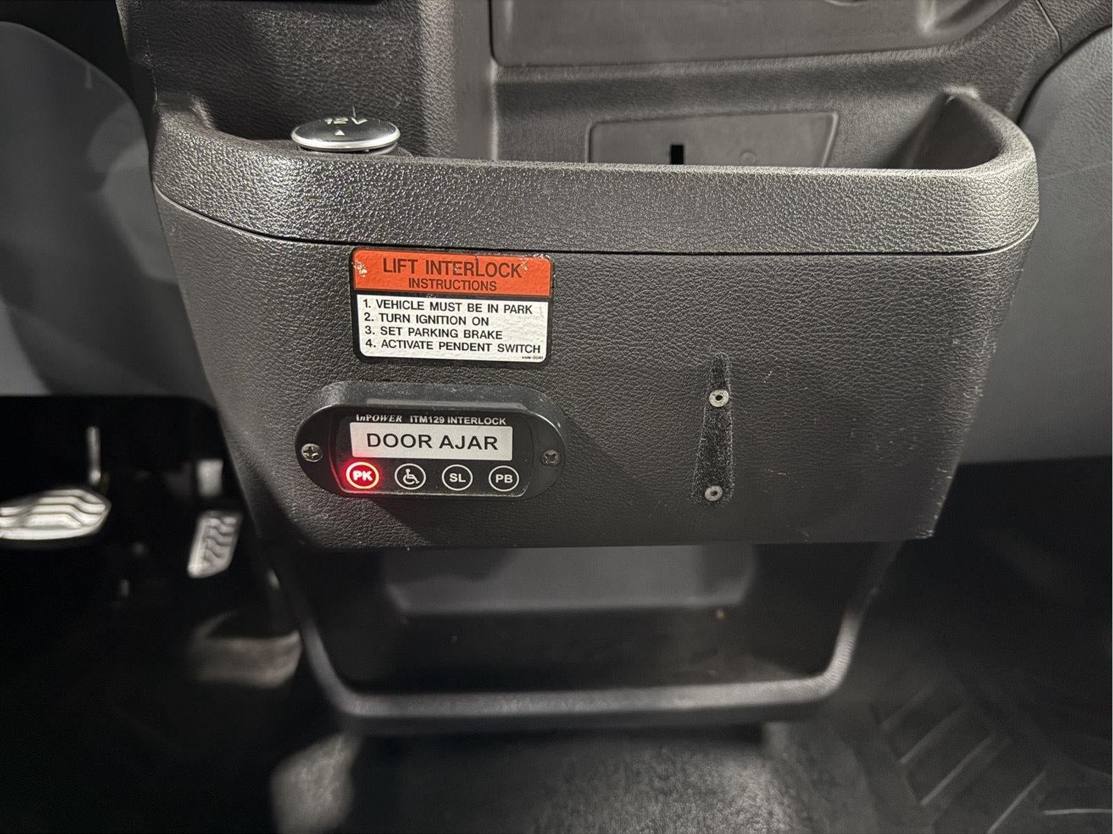 2019 Ford Transit-150 XL
